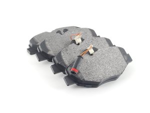 ES#2631534 - 0044207920 - Front Brake Pad Set - Includes brake pad wear sensor - Bosch - Mercedes Benz