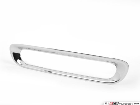 ES#2101960 - 51127260580 - Rear Bumper Main Panel Fog light Trim - Chrome Line - Attaches to the center of the bumper - Genuine MINI - MINI
