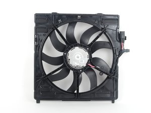 ES#2776730 - 17428618243 - Electric Fan With Shroud - If your fan fails your engine will overheat when idling - Genuine BMW - BMW
