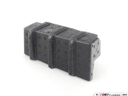 ES#2165873 - 61359217232 - MOLDED LINER FOR LUG - Genuine BMW - BMW
