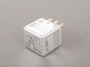 ES#2703176 - 0015420219 - Relay - Priced Each - Five (5) Pin Multi-Purpose Relay - Meyle - Mercedes Benz