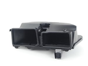 ES#1741347 - 2048303303 - W204 Air Intake Housing / Battery Cover - Also use clips 0019917570 - Genuine Mercedes Benz - Mercedes Benz