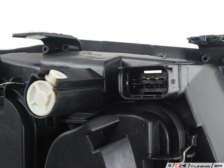 TYC - 63116942747KT - European Halogen Headlight Set