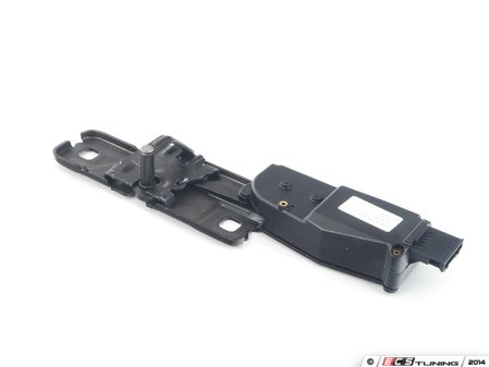 ES#2696453 - 4F9827383G - Latch Striker Plate - Lower piece that the hatch latch secures to in order to close - Genuine Volkswagen Audi - Audi
