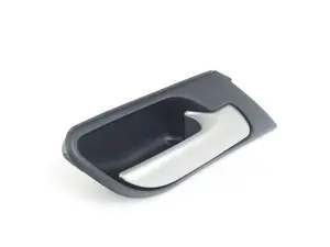 Front Door Handle - Right 