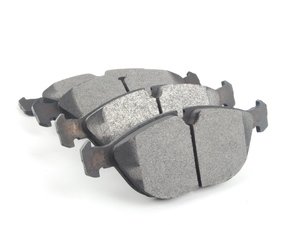 ES#2515450 - 0034202120 - Front Brake Pad Set - Does not include brake pad wear sensor - Bosch - Mercedes Benz