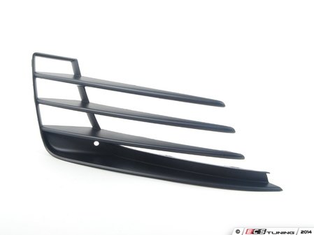ES#2737326 - 5GM853666D9B9 - Fog light Grille - right - Replacement bumper grille for vehicles with fogs - Genuine Volkswagen Audi - Volkswagen
