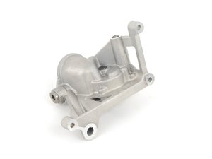 ES#2778981 - 078115105D - Engine Oil Pump - Keeps oil flowing through the engine - Vaico - Audi Volkswagen