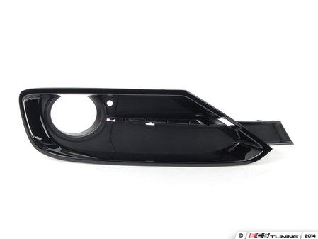 ES#2641493 - 51117300738 - Bumper Grille - Right - The grille that surrounds the fog light - Genuine BMW - BMW