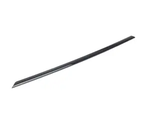 Front bumper trim - Center