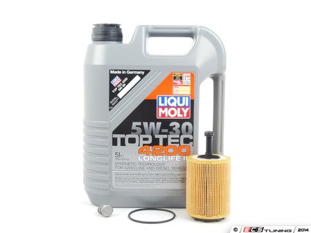 ES#2785124 - MK5TDIOILKT5 -  Oil Service Kit - Includes oil filter and Liqui Moly 5w-30 oil - Assembled By ECS - Volkswagen