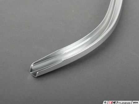 ES#77426 - 51131884462 - Door Moulding - right - Trim surrounding the windows of your door - Genuine BMW - BMW