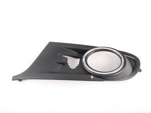 ES#1172928 - 5K0854661ARYP - Fog light grille - left - Restore your front end or add a grille with chrome surround - Genuine Volkswagen Audi - Volkswagen