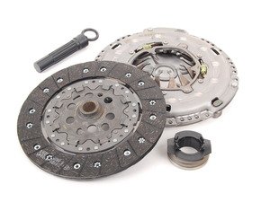 ES#2762550 - 03L141015P - Clutch Kit - Clutch Disc, Pressure Plate, and throw out bearing - LUK - Volkswagen