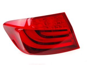 ES#1904235 - 63217203231 - Taillight for Fender - Genuine BMW - BMW