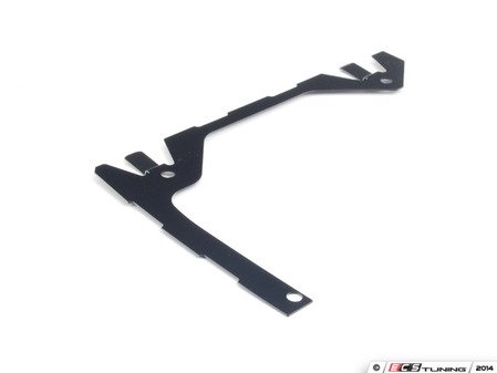 ES#1815316 - 4638810160 - Retaining Plate - Paneling to Left Front Fender - Genuine Mercedes Benz - Mercedes Benz