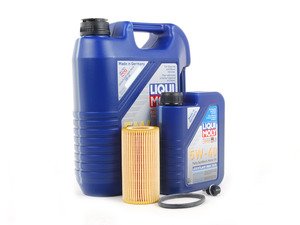 ES#2784971 - MK525OILKT1 -  Oil Service Kit - With Magnetic Drain Plug  - Includes Liqui Moly oil, Hengst filter, and ECS magnetic drain plug - Assembled By ECS - Volkswagen