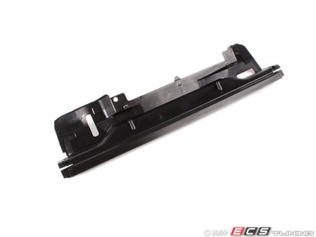 ES#129804 - 51718211467 - Air Duct Cover - Located under the hood, above the grilles and front bumper. Helps direct air toward the front radiator. - Genuine BMW - BMW