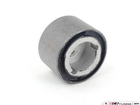 ES#2534051 - 1243527765 - Differential Mount - Differential to rear subframe - Bottom position - URO - Mercedes Benz