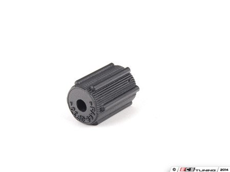 ES#251496 - 8z0260143a - Air Conditioner low Side Protective Cap - Keep dust out of your A/C system. 13mm - Genuine Volkswagen Audi - Audi