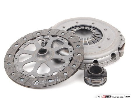 ES#2738303 - 99711691315 - Clutch Kit - Includes disc, pressure plate, and release bearing - Sachs - Porsche