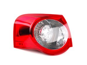 ES#263672 - 3C9945095P - Outer Tail Light Assembly - Left - Replace your broken tail light in your B6 passat - Genuine Volkswagen Audi - Volkswagen