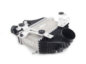 ES#2774948 - 17517846235 - Top Mount intercooler - Genuine replacement for your malfunctioning intercooler - Genuine BMW - BMW
