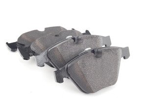 ES#2194333 - 34116794916 - Front Brake Pad Set - Includes 4 pads - Genuine BMW - BMW