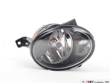 ES#2719454 - 5K0941700G - Fog Light Assembly - Right - Get great visibility in adverse conditions - Genuine Volkswagen Audi - Volkswagen