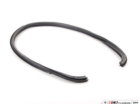 ES#2533553 - 1087820098 - Sunroof Seal - Front - Located between the sunroof assembly and the roof - URO - Mercedes Benz