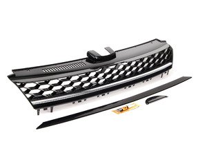 ES#2794987 - 009510BRP07 - GTI Badgeless Lighting Package Grille - With Chrome Strip - (NO LONGER AVAILABLE) - Add a sleek custom touch to your MK7 with a black honeycomb badgeless grille - ECS - 