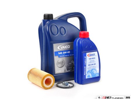 ES#2784955 - MK525T3KKT3 -  Oil Service Kit - Includes Vaico oil, Mann filter, and standard drain plug - Assembled By ECS - Volkswagen