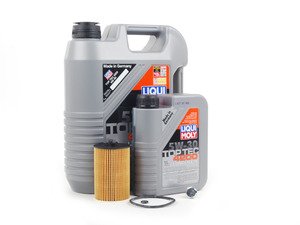 ES#2827053 - MK7TDIKT2 -  Oil Service Kit  - Includes Hengst oil filter and Liqui Moly 5w-30 oil - Assembled By ECS - Audi Volkswagen