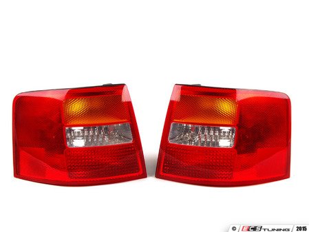 ES#2762993 - 4B9945095G3FZKT1 - Tail Light Set - Both tail light assemblies, does not include bulbs or bulb holder - Magneti Marelli - Audi