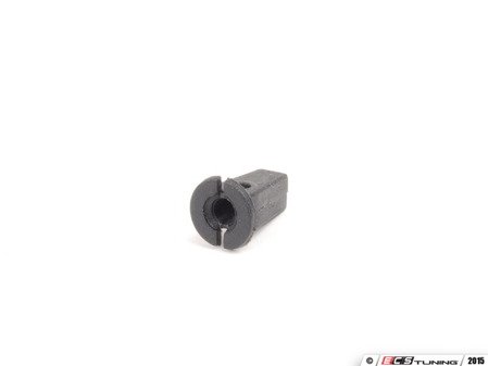 ES#3471592 - WHT004694 - Expanding nut  - Used to hold side skirt in place - Genuine Volkswagen Audi - Audi