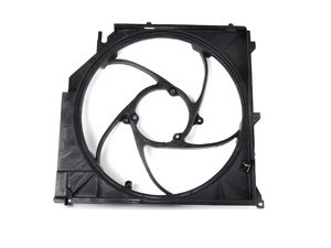 ES#38058 - 17113415242 - Fan Shroud - Replace a damaged or missing fan shroud to restore cooling efficiency to your engine - Genuine BMW - BMW