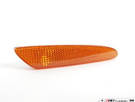 ES#1800048 - 2308200221 - Side Marker - Fits right side - Genuine Mercedes Benz - Mercedes Benz