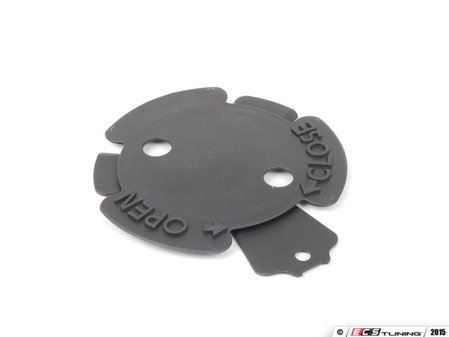 ES#1894345 - 51757209541 - Underbody Access Door - This locks in to the underbody paneling and can be removed for maintenance access. - Genuine BMW - BMW