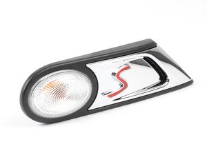 ES#173524 - 63132751970 - Side Turn Signal & Grille "S" - White - Right Pre LCI  - Chrome insert with red S on side and surround, has frosted lens - Genuine MINI - MINI