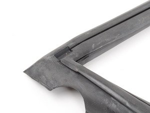 ES#92699 - 51311828234 - WINDOW SEAL - Genuine BMW - BMW