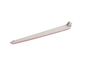 ES#173709 - 63146901572 - Rear Bumper Reflector - Right - Increase the visibility of your vehicle - Genuine BMW - BMW