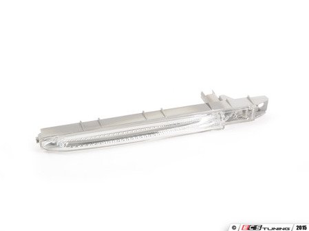 ES#207339 - 63137838540 - E9X M3 Side Marker - Right - Socket and bulb not included - Genuine BMW - BMW