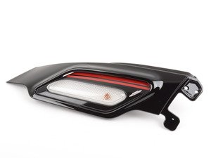ES#2775616 - 51139812910 - Side Carrier Turn Signal Trim JCW Black - Right - Mounts to the quarter panel location - Genuine MINI - MINI