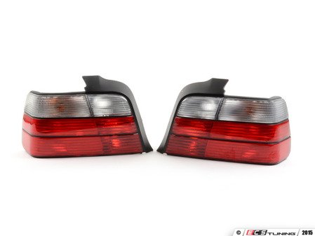 ES#2808255 - 4441902PUEVCR - Red/clear Tail Light Set  - Dress to impress with new tail lights! - Depo - BMW
