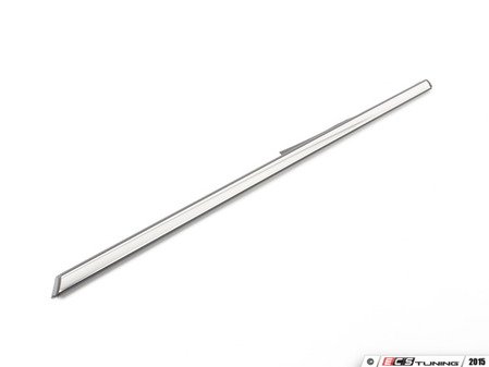 ES#515056 - 51377190616 - Rear Weatherstrip Trim - Right - Trim section located near the rear side window - Genuine MINI - MINI