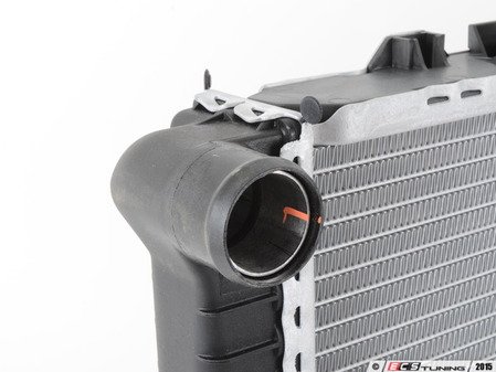 ES#2703139 - 2105006603 - Radiator - Ensure proper cooling for your engine with a new radiator - Mahle-Behr - Mercedes Benz