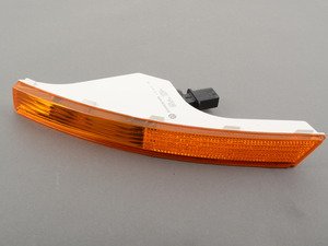 ES#257567 - 3C0953041K - Side Marker - Left - Comes complete with bulb and bulb holder - Genuine Volkswagen Audi - Volkswagen