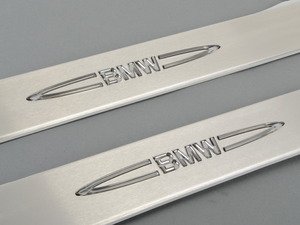 ES#120859 - 51470429899 - Illuminated Door Sill Kit - Complete plug-and-play kit featuring an illuminated BMW insignia. - Genuine BMW - BMW