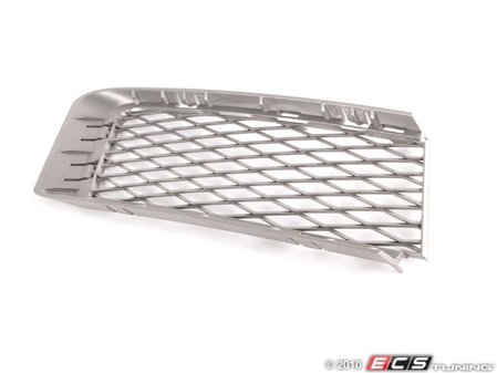 ES#74689 - 51117154722 - Bumper Grille - Right - Grau/Gray. Located on the lower right portion of the front bumper - Genuine BMW - BMW