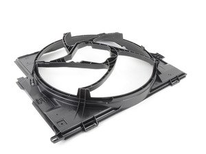 ES#2711595 - 17427640647 - Fan Shroud - Channels incoming air to make the most of the cooling systems abilities - Genuine BMW - BMW